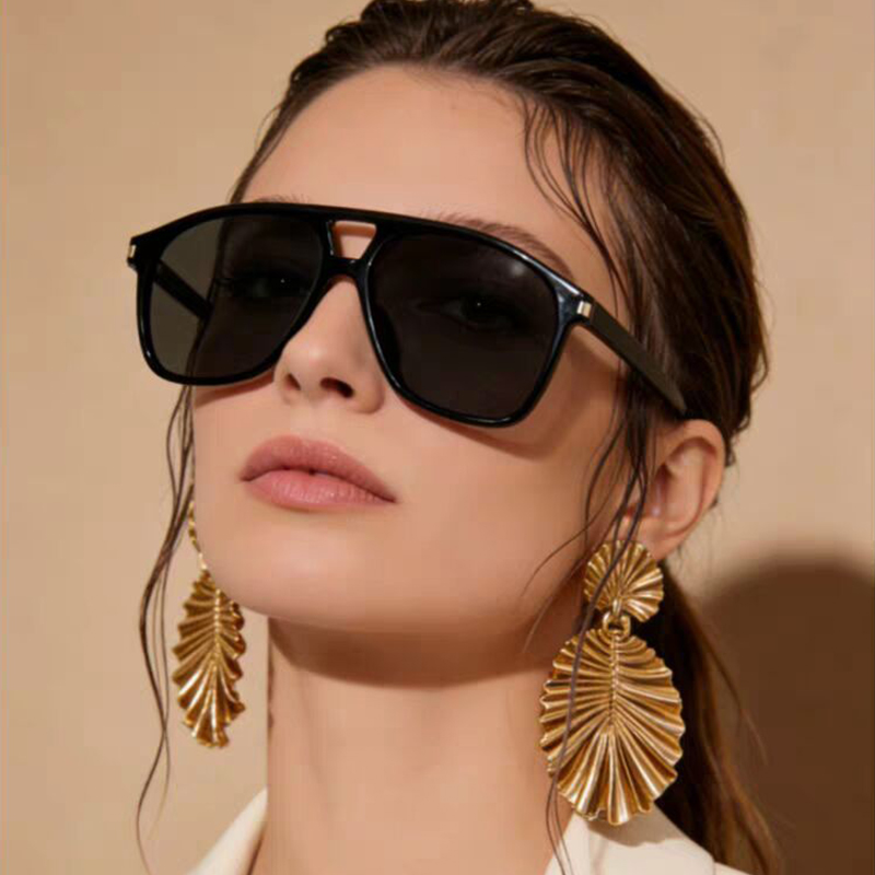 Women'S Fashion Week Paris - แว่นกันแดดทรงนักบินกรอบใหญ่สุดหรูสำหรับผู้หญิง, แว่นกันแดดแฟชั่นสัปดาห์แฟชั่นปารีสแบบปรับแต่งได้, แว่นกันแดดทันสมัยและลำลอง