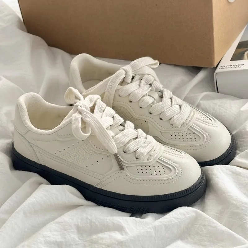 Sneakers Fashion Women - แฟชั่นระบายอากาศได้ดีรองเท้าสีขาวสบายๆผู้หญิงรองเท้าผ้าใบหนาเดินเทรนเนอร์กีฬากลางแจ้งรองเท้าวิ่งรองเท้าผ้าใบใหม่