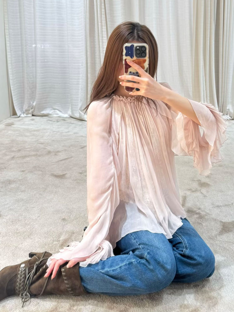 เสื้อลูกไม้ระบายพลิ้วสวยเก๋ ดู - Women'S Fashion For Summer 2026 บทวิจารณ์และราคา