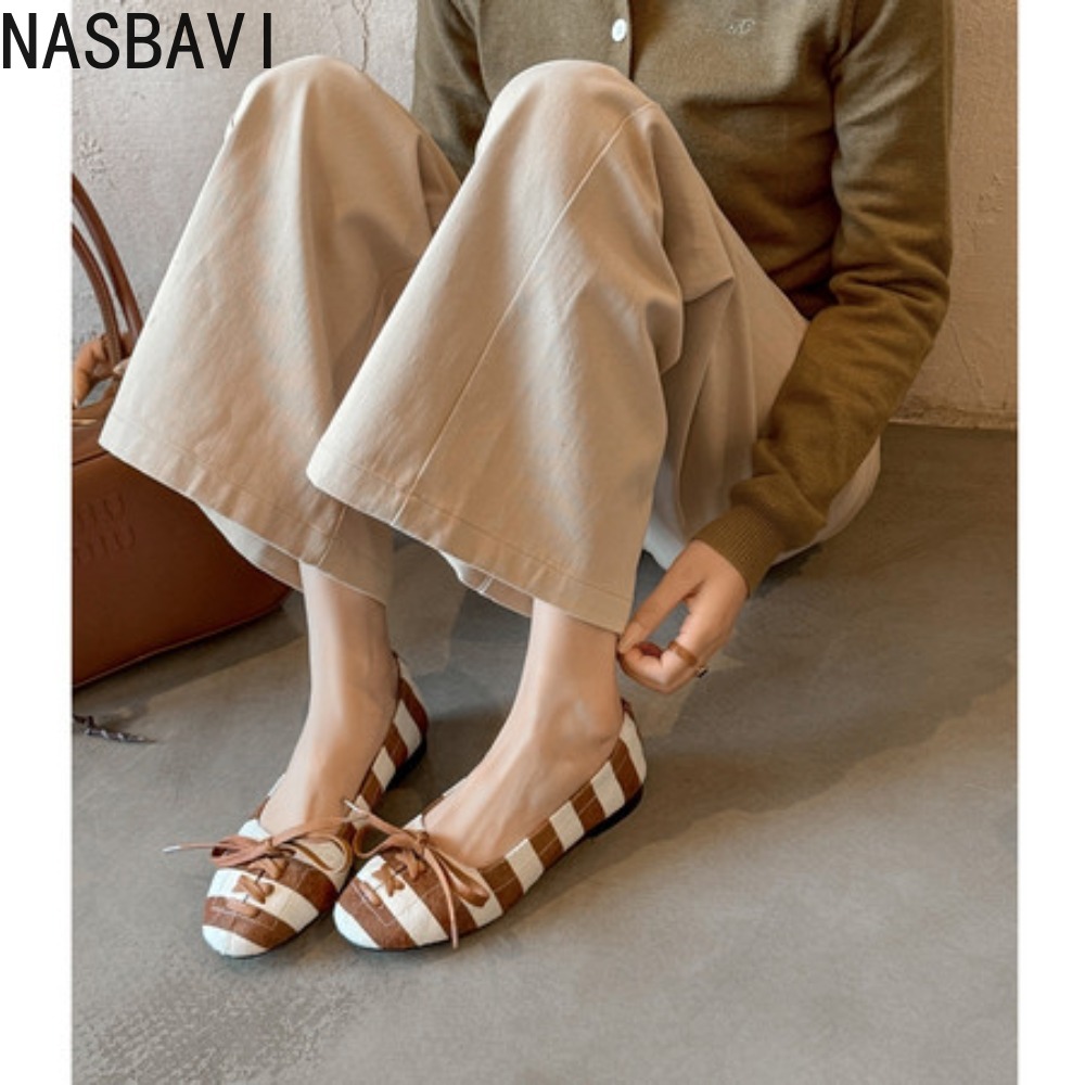 รองเท้าหนังแท้ลายผีเสื้อแบบแมร - Women Fashion Designer บทวิจารณ์และราคา