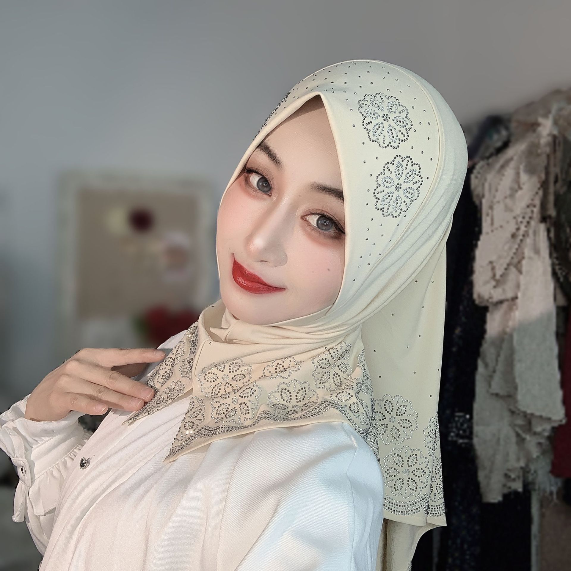 ฮิญาบสำเร็จรูปสำหรับผู้หญิงมุส - Women Fashion Designer บทวิจารณ์และราคา