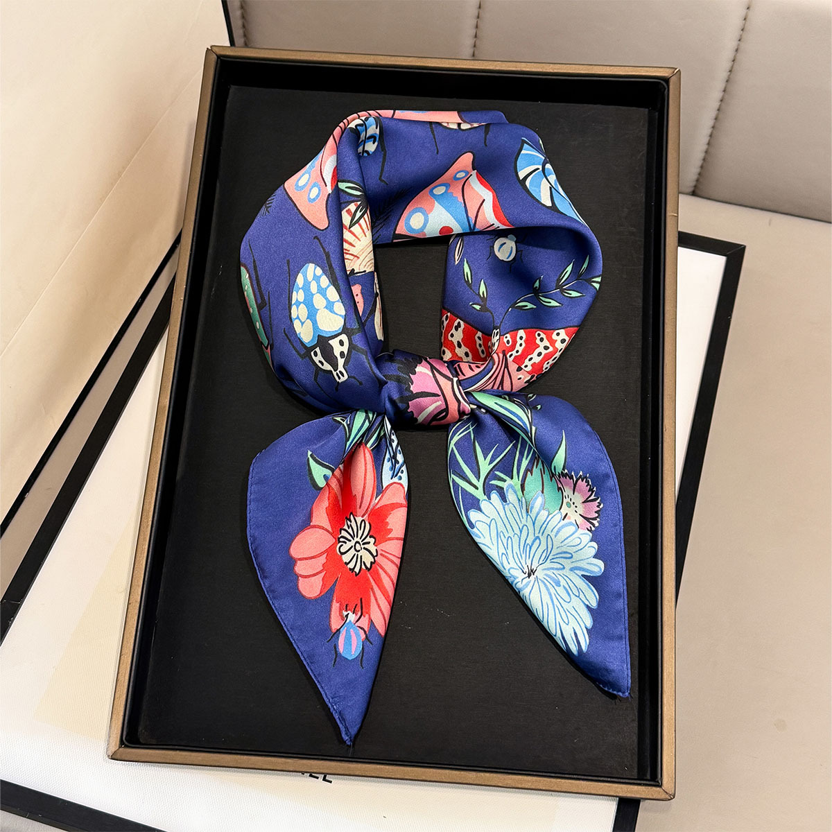 ผ้าพันคอไหมพิมพ์ลายผีเสื้อใหม่ - Women Fashion Necktie บทวิจารณ์และราคา